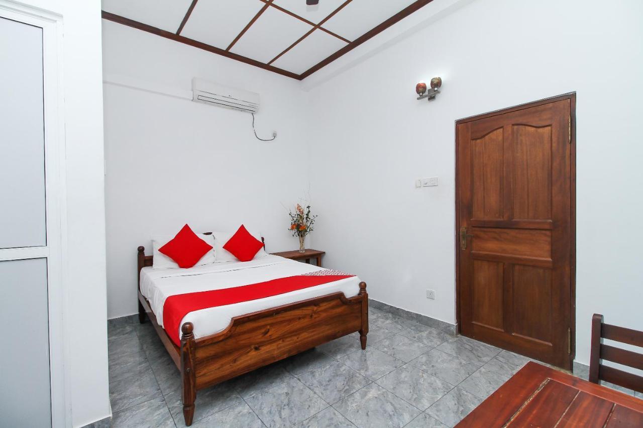 Leo'S Home Stay Dehiwala-Mount Lavinia Ngoại thất bức ảnh